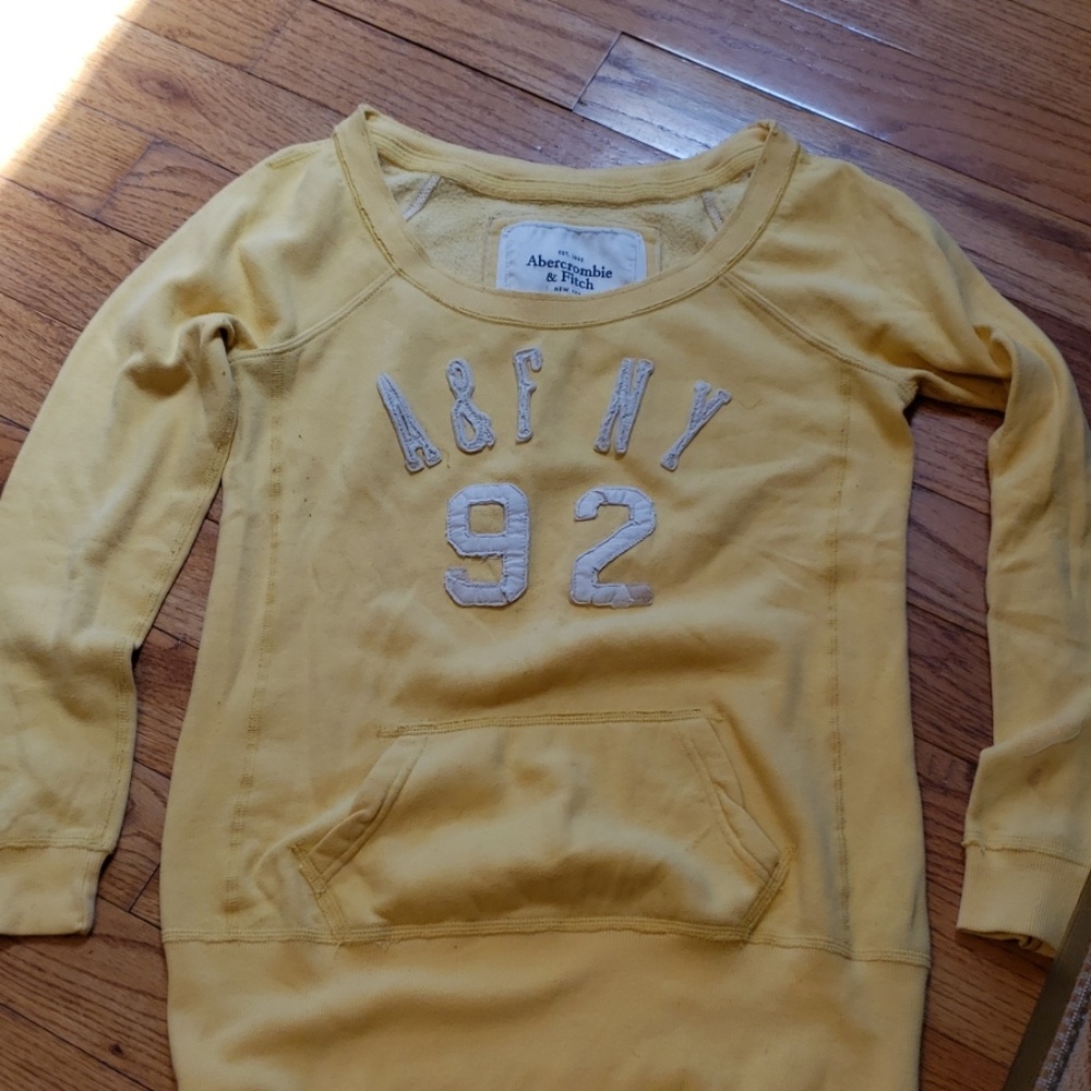 Abercrombie pull over